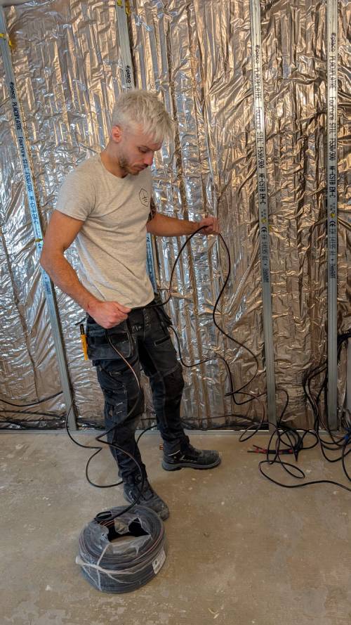 Rénovation électrique maison 3 étages à Paris - tableau et circuits aux normes